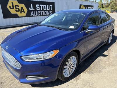 2016 Ford Fusion Hybrid Sedan
