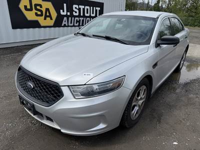 2017 Ford Taurus Sedan