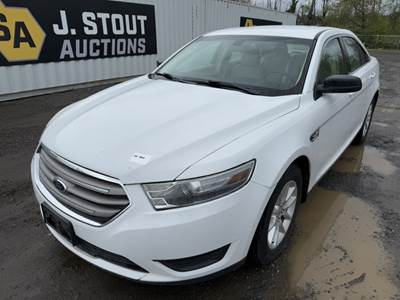 2014 Ford Taurus Sedan