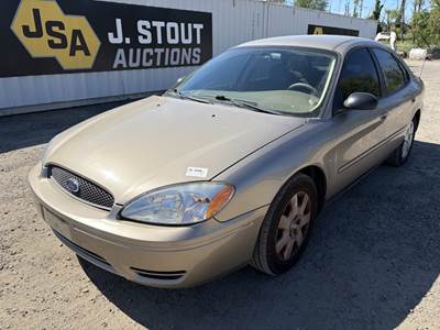 2005 Ford Taurus SE Sedan