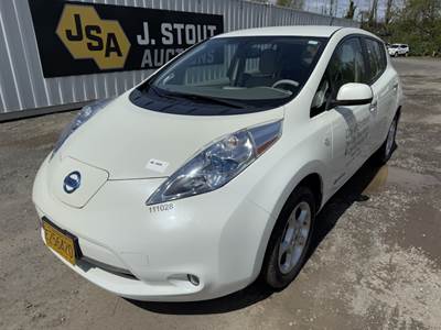 2011 Nissan Leaf Electric Sedan