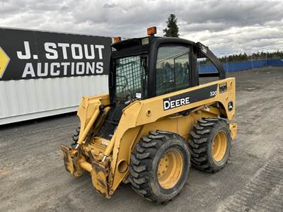 2005 John Deere 320 Skidsteer Loader