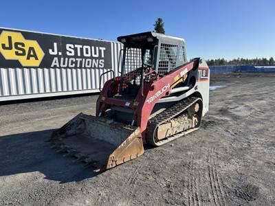 2016 Takeuchi TL8 Compact Track Loader