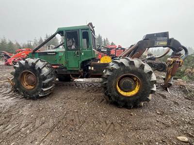 Timberjack 380 Skidder