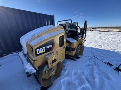 Caterpillar CB24B Tandem Vibratory Roller
