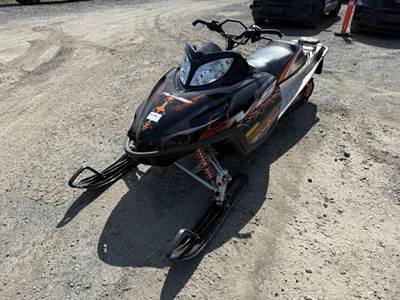 2007 Arctic Cat M8 153 Snowmobile