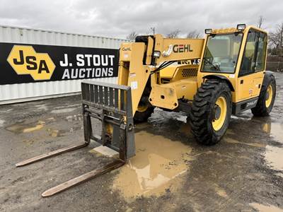 2001 Gehl DL-10H Telescopic Forklift