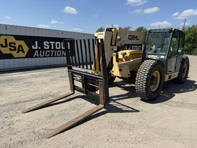 2010 Gehl DL11-44 Telescopic Forklift