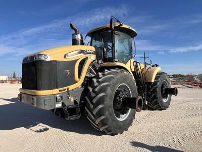 2016 Caterpillar MT965E Farm Tractor