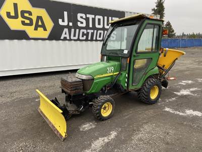 John Deere 2305 4WD Compact Tractor