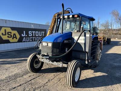 2000 New Holland TS100 Tractor