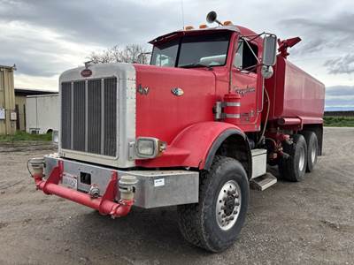 2001 Peterbilt 357 T/A Water Truck