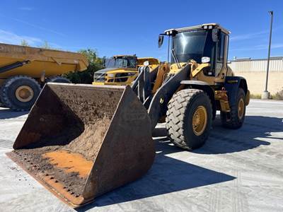 1966 Caterpillar 966B Wheel Loader