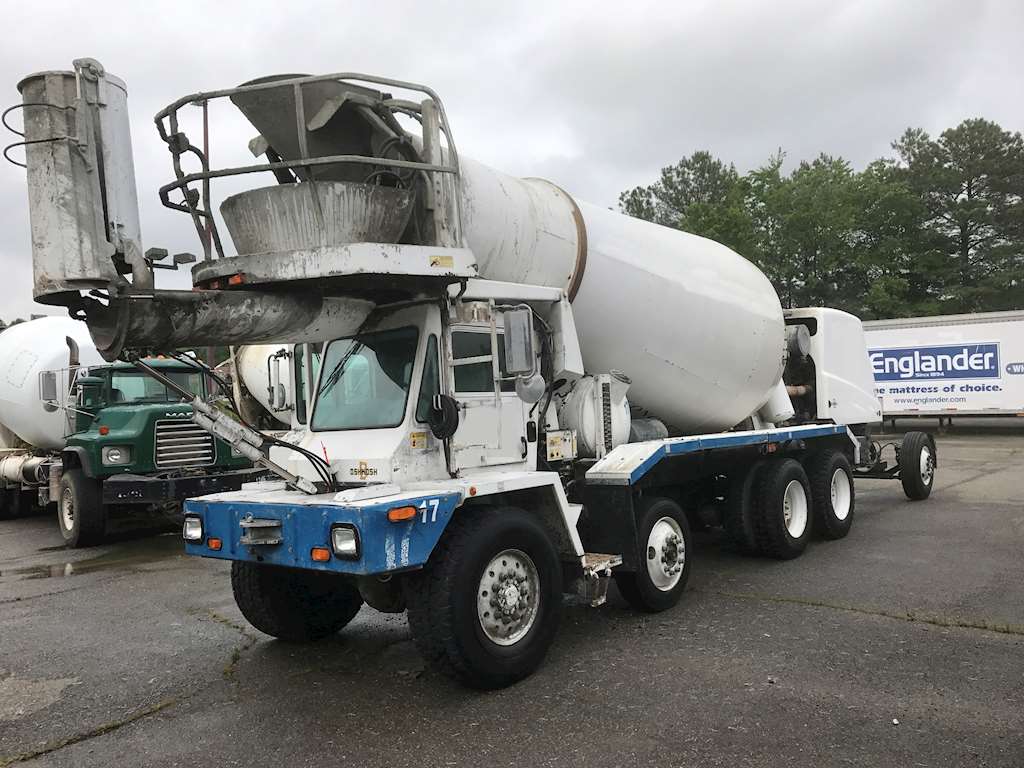 (2) 2008 ISM CUMMINS Oshkosh Mixer TRAINER CAB! Ready Mix / Concrete