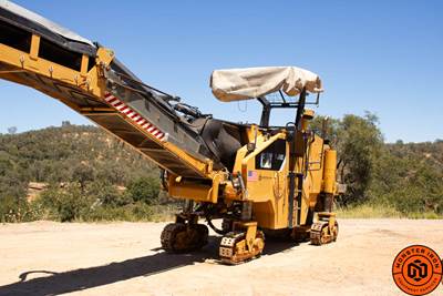2011 Caterpillar PM102 Asphalt Cold Planer Track Cold Planer