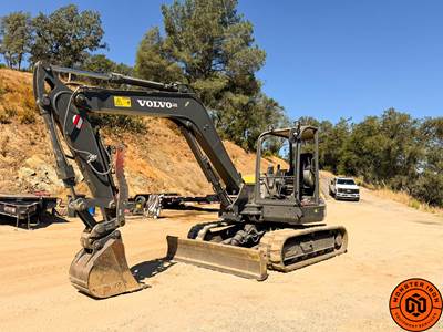 2020 Volvo ECR88D Excavator