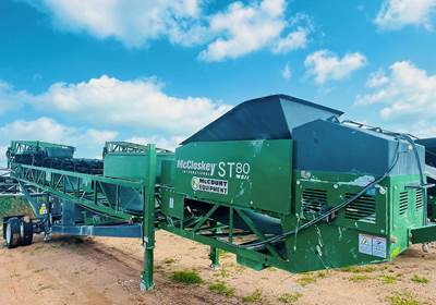 McCloskey ST80 Wheeled Stacking Conveyor