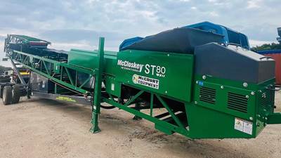 McCloskey ST80 Wheeled Stacking Conveyor