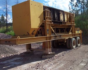 Terex Simplicity 5'x16', 2 Deck Portable Screening Plant