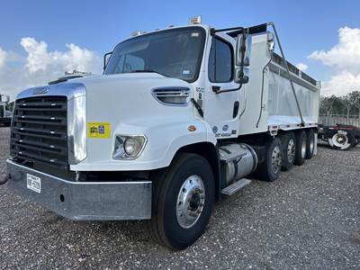 Freightliner 114SD Quad Axle Dump Truck - Detroit 450HP, 6 Speed Allison Rds Automatic