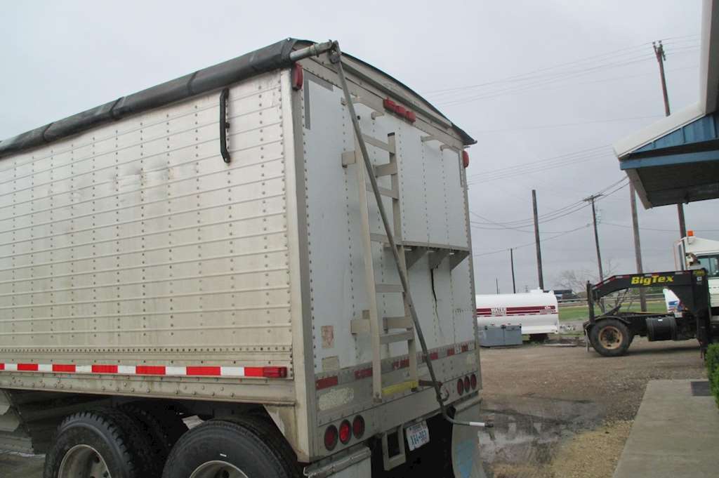 1997 Wilson Grain Hopper Hopper / Grain Trailer For Sale Robstown, TX