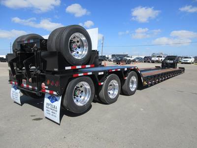Globe 55 TON EXTENDABLE W/ HYDRAULIC FLIP AXLE Lowboy Trailer