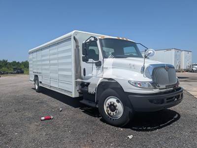 International DuraStar 4300 Beverage Truck - Cummins, 220HP, 6 Speed Allison Hs Automatic