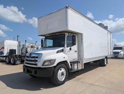 Hino 268 26 ft Box Truck - Automatic, Swing Door