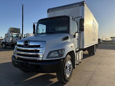 Hino 268 Box Truck - Automatic, Roll up Door