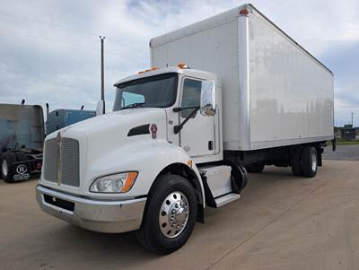 Kenworth T270 Box Truck - Automatic