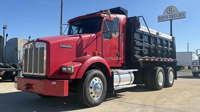 Kenworth T800 Dump Truck - Caterpillar, 10 Speed Manual