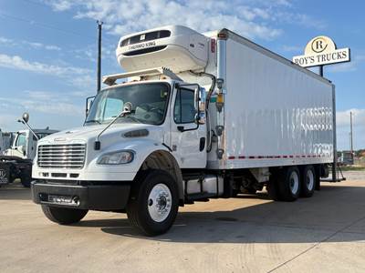 Freightliner M2 106 24 ft Refrigerated Truck - 6 Speed Automatic, Thermo King, Liftgate