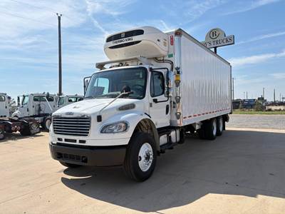 Freightliner M2 106 24 ft Refrigerated Truck - 6 Speed Automatic, Thermo King, Liftgate