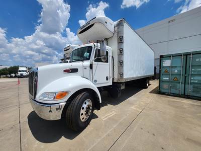 Peterbilt 337 Refrigerated Truck - 6 Speed Allison Rds Automatic, Thermo King