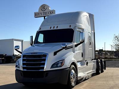 Freightliner Cascadia 126 Sleeper Semi Truck - Raised Roof Sleeper, Detroit, Automatic