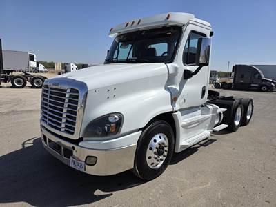 Freightliner Cascadia 116 Day Cab Truck - Detroit, 12 Speed Dt12 Automatic