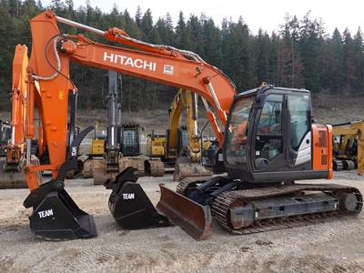 Hitachi ZX135US-6 Excavator