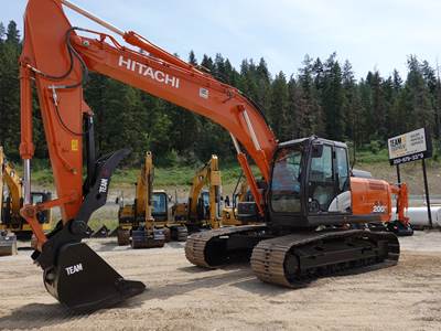 Hitachi ZX200 Excavator