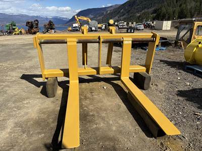 Caterpillar Rotating Pallet Forks
