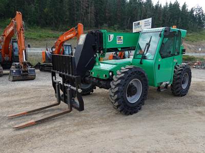 SkyTrak 8042 Telehandler - 8000lb Capacity
