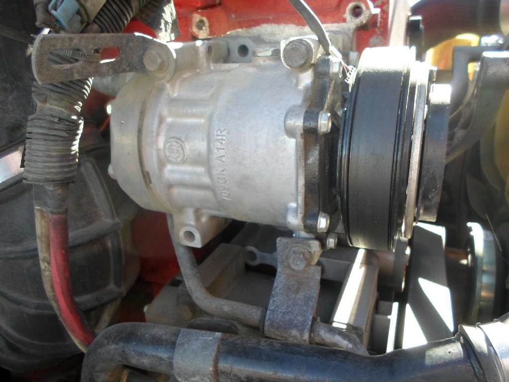 Cummins ISX A/C Compressor for a 2006 Gmc/Volvo/White VNL660 For Sale ...