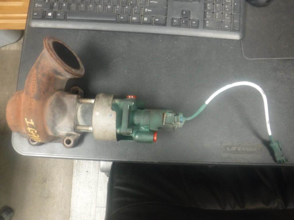 2013 Volvo D13 EGR Valve for a Gmc/Volvo/White VNL660 For Sale Hudson