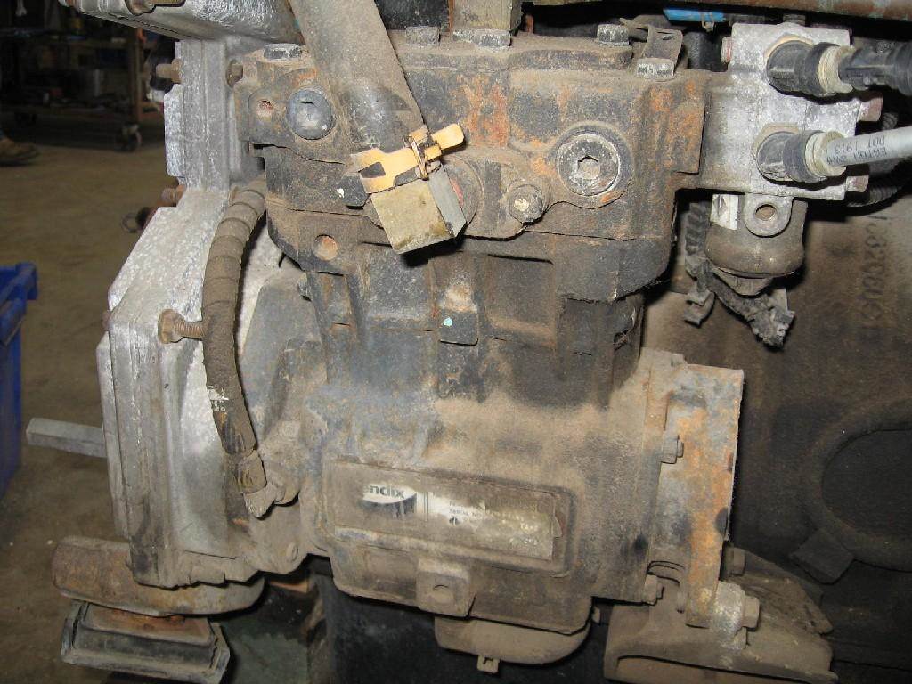 2012 INTERNATIONAL 4300 MAXXFORCE OIL CAPACITY visual data 4