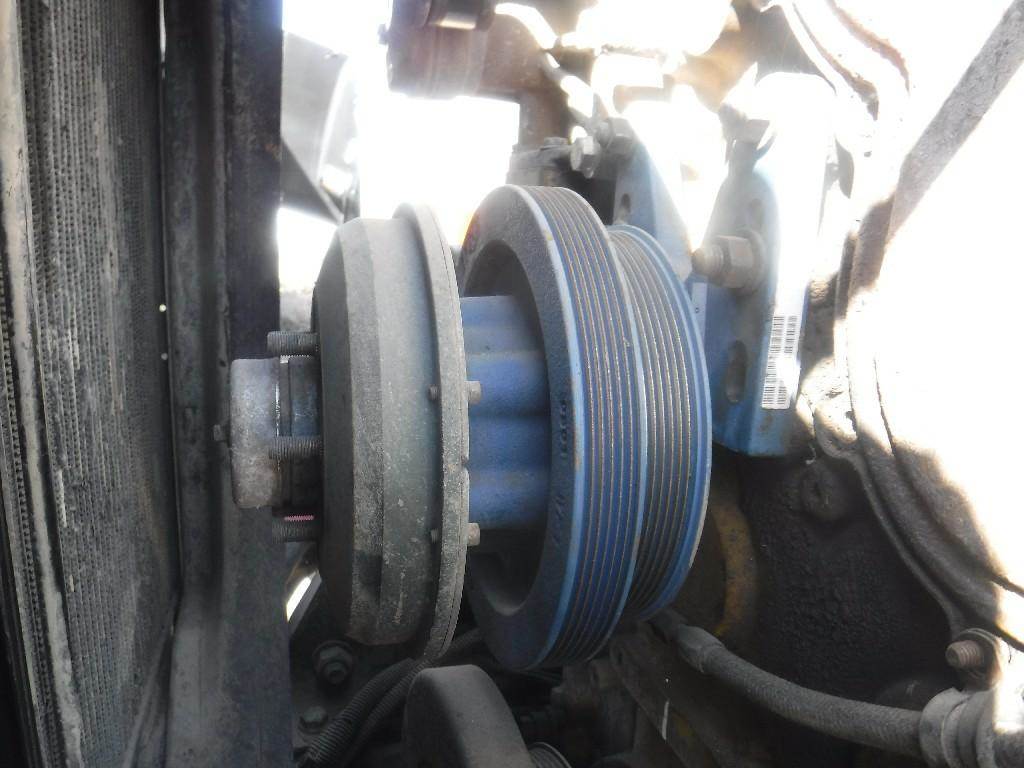 2002 Caterpillar C15 Fan Clutch for a Peterbilt 387 For Sale Hudson