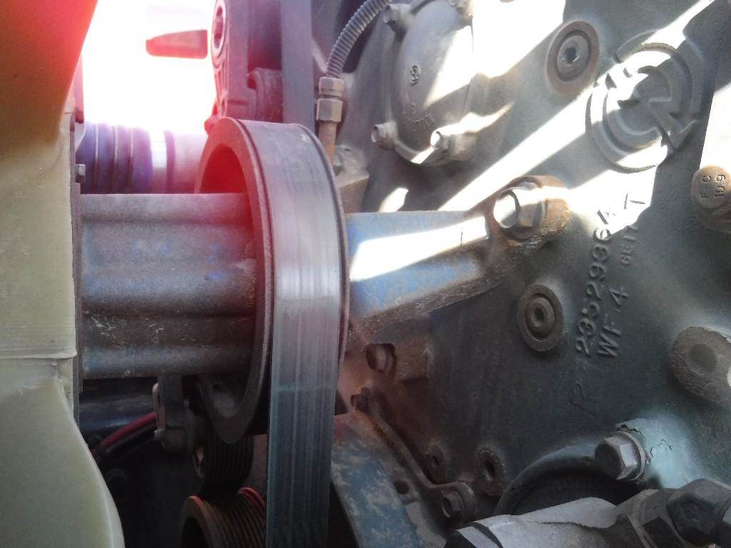 Detroit Series 60 14.0L Fan Clutch for a 2007 Freightliner CST120