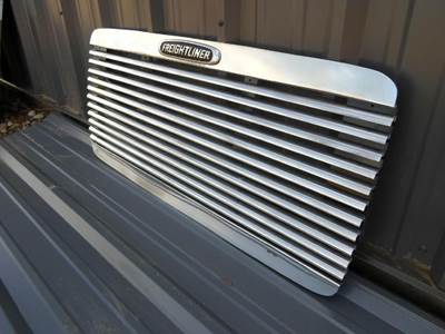 thumbnail image 2 of Evan-Fischer Black Grille Assembly For Freightliner FL70 FL60 1991-2004 2 of 5
