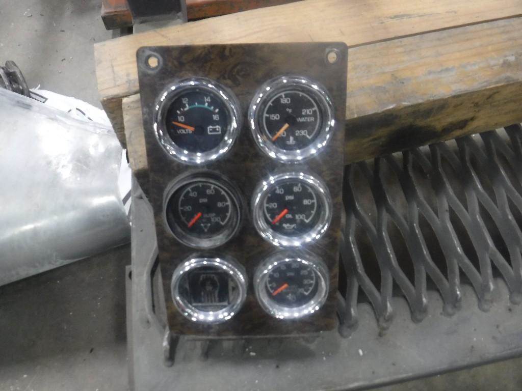 1996 Kenworth W900 Left Instrument Panel Cluster For Sale Hudson, CO