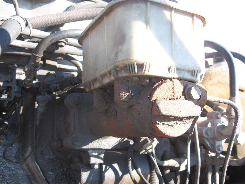 1995 Ford F800 Brake Booster