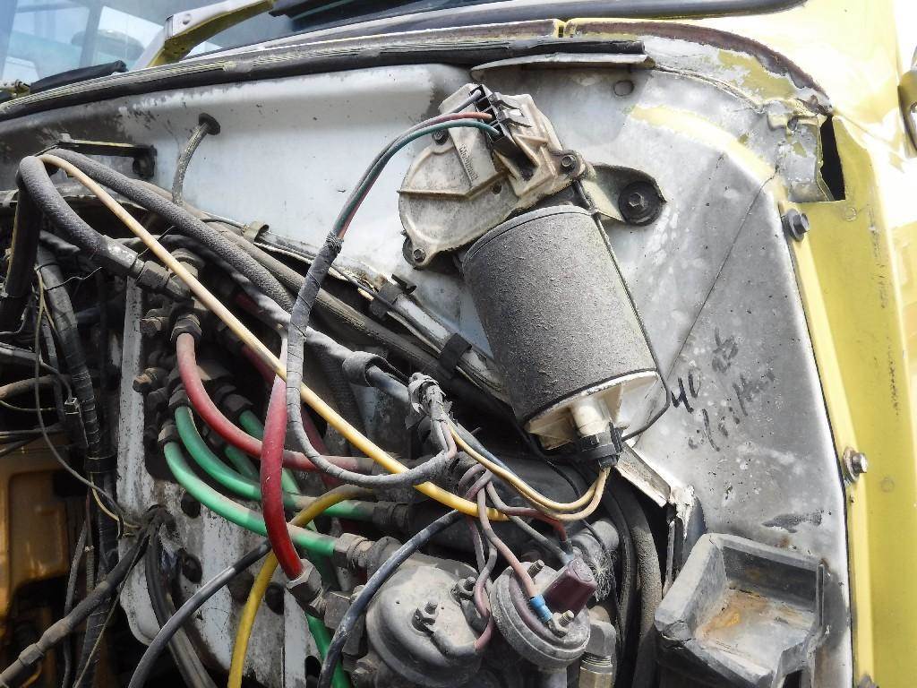 1982 Ford LTL9000 Windshield Wiper Motor