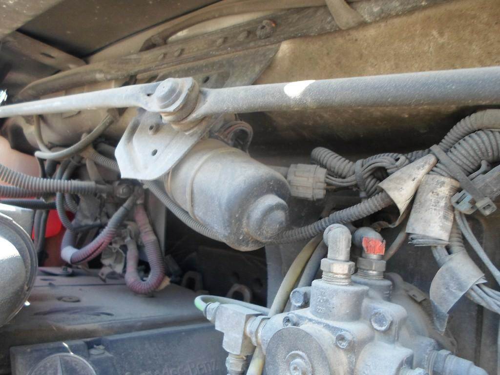 Freightliner M2 106 Windshield Wiper Motor for a 2007 Freightliner M2
